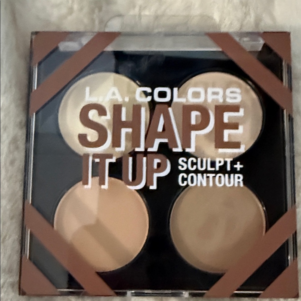 L.A. Colors Shape It Up Sculpt + Contour Palette - Beige & Tan Tones